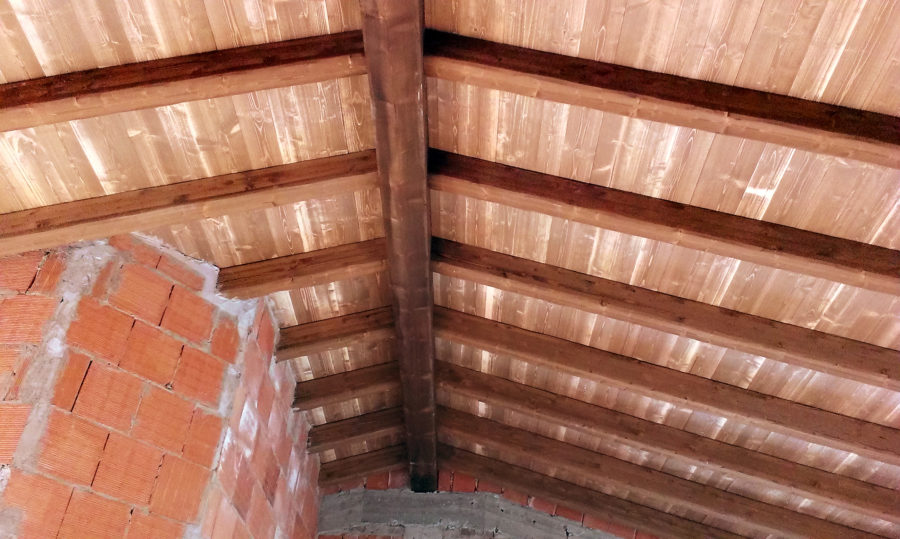 tetto legno massello